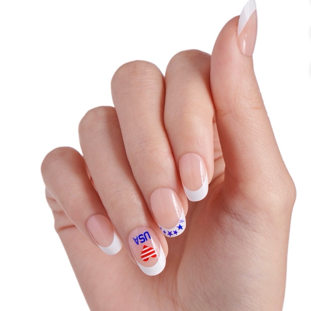 KISS Voguish Fantasy USA Nail Set - Short Almond Shape - Picture 4 of 7